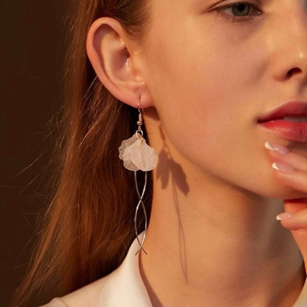 Flower Scallop Tassel Drop Dangling Earrings